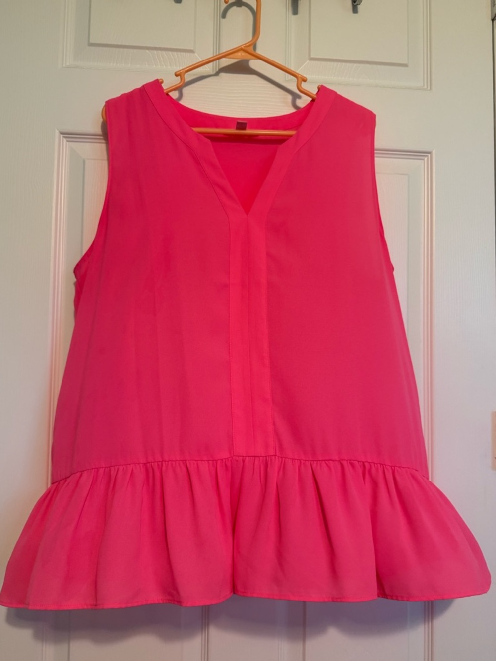 Lilly Pulitzer Bright Hot Pink Sleeveless V-Neck Ruffle-Hem Tank